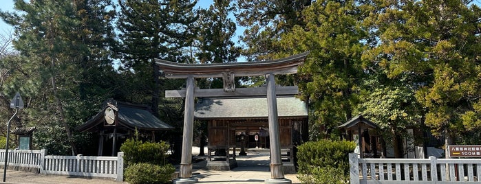 Yaegaki Jinja is one of 神社仏閣.