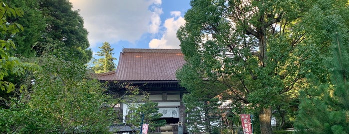 瑞塔山 雲樹寺 is one of 神社・寺.