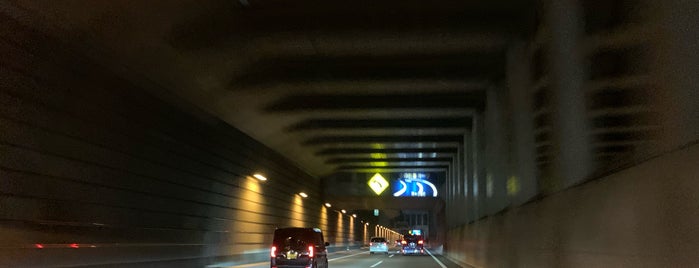 青梅トンネル is one of Orte, die Minami gefallen.