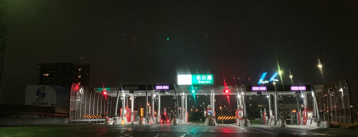 全国高速道路網上の本線料金所