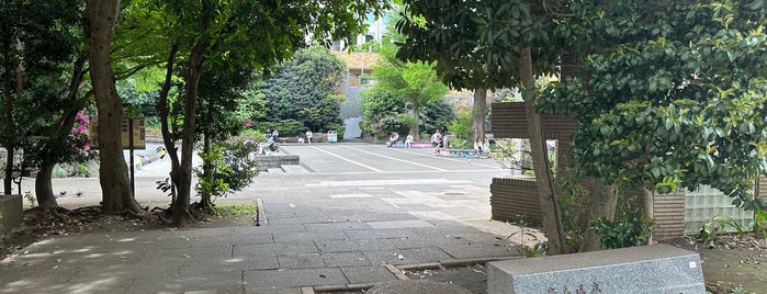 東池袋中央公園 is one of 豊島区.