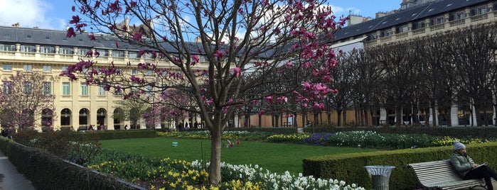 Jardin du Palais Royal is one of MiAe Rive Droite I-II.