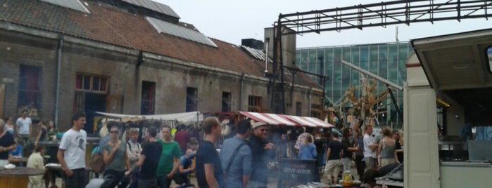 Sunday Market Eastside is one of Amsterdam.