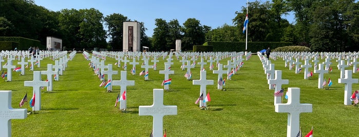 Luxembourg American Cemetery and Memorial is one of Fernando'nun Beğendiği Mekanlar.