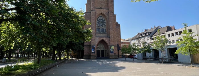 Ev. Kreuzkirche is one of Bonner tourist.