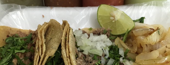 Tacos El Amigo is one of SLP 1, Mexico 🇲🇽.