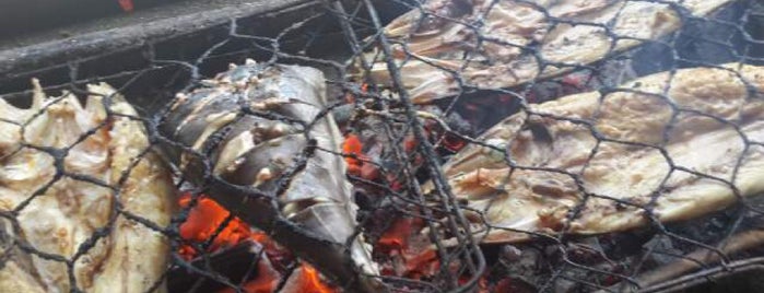 warung tilapia is one of Tempat Makan & Nongkrong di Jogja.