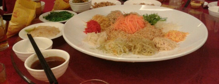 Dynasty Dragon Seafood Restaurant Sdn Bhd is one of Food + Drinks Critics' [Malaysia].
