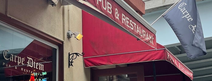 Carpe Diem Pub & Restaurant is one of Hoboken Bars.