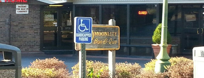 Moonlite Bar-B-Q Inn is one of Evansville, IN.