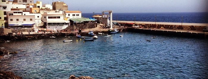 Puerto De Los Abrigos is one of Locais curtidos por Николай.