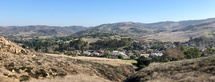 Suicide Hill is one of The 13 Best Places with Scenic Views in Irvine.