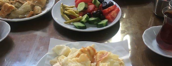 Tuzla Börekçisi is one of Restoran.