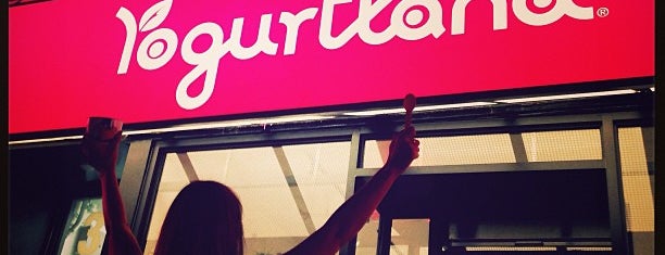 Yogurtland is one of Lillian’s Liked Places.