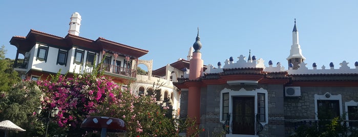 Perili Bay Resort is one of isa'nın Beğendiği Mekanlar.