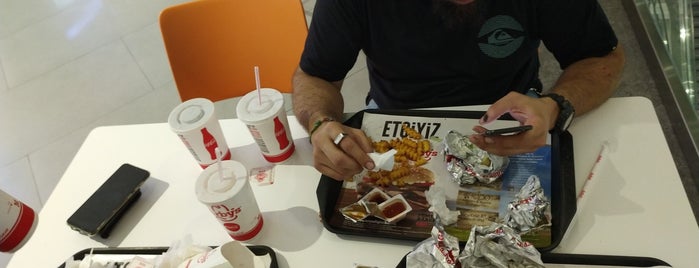 Arby's is one of Buğra'nın Beğendiği Mekanlar.