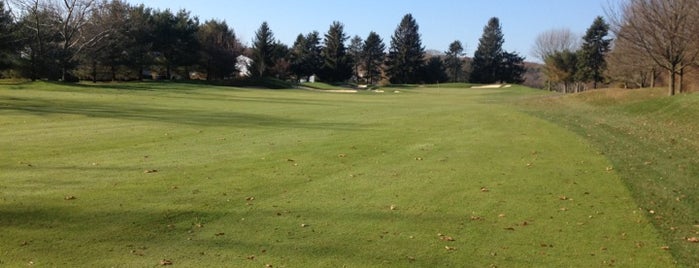 The Hamlet Golf & Country Club is one of Lugares favoritos de Patrick.