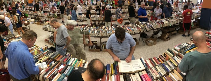 Oak Park Public Library Book Fair is one of Chicago Road Trip 2022.
