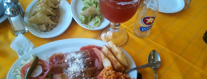 La Chata is one of Restaurantes favoritos en Guadalajara.
