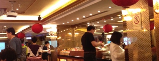 翠庭江浙海鮮 JADE Shanghai Cuisine is one of Lugares guardados de Celine.