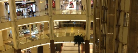 Pacific Place is one of Malls.
