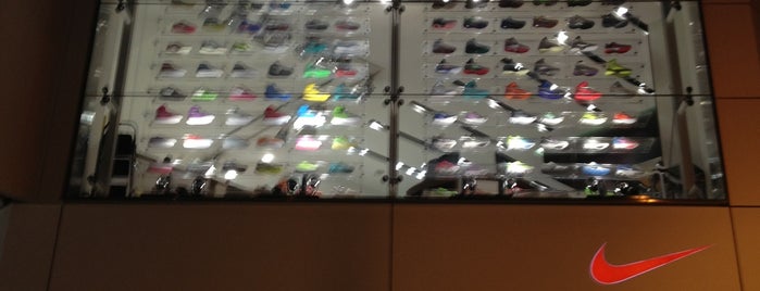 Nike Osaka is one of a clothing store.