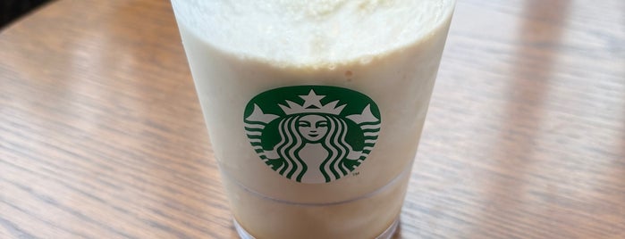 Starbucks is one of 滋賀県のスタバ.