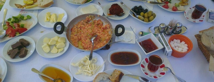 Değirmen Kır Lokantası is one of Galip Koray 님이 저장한 장소.