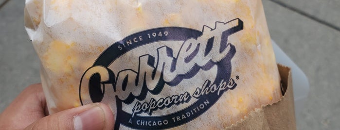 Garrett Popcorn Shops is one of Chicago.