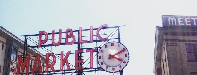 Pike Place is one of Colin'in Beğendiği Mekanlar.