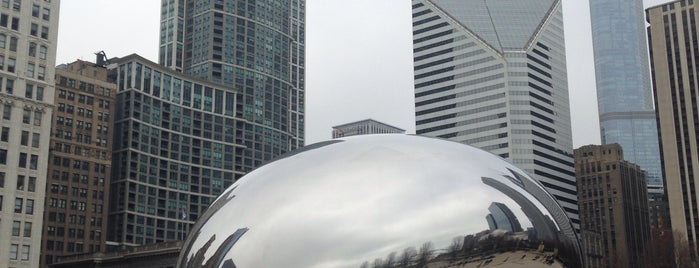 Cloud Gate by Anish Kapoor (2004) is one of Lugares favoritos de Colin.