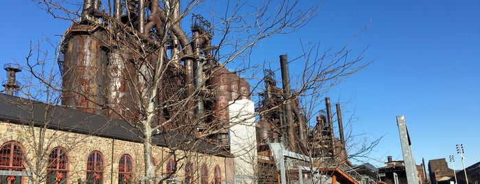 SteelStacks is one of สถานที่ที่ Lizzie ถูกใจ.