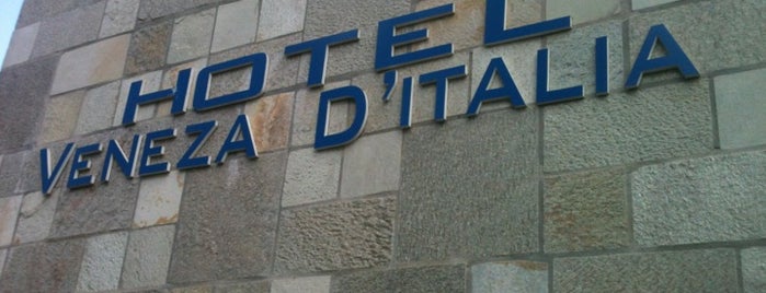 Hotel Veneza D'Italia is one of Gramado.