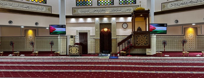 Masjid Saidina Umar Al-Khattab is one of Top 10 restaurants when money is no object.