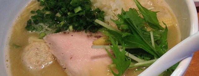 らーめん 銀杏 is one of ラーメン屋さん 都心編.