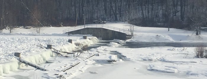 Oil Creek State Park is one of Waterfalls.