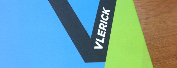 Vlerick Business School is one of Пжрть.