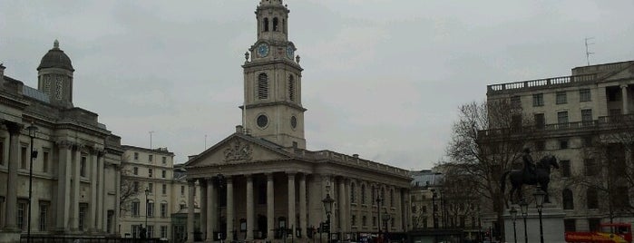 Trafalgar Square is one of London tour.