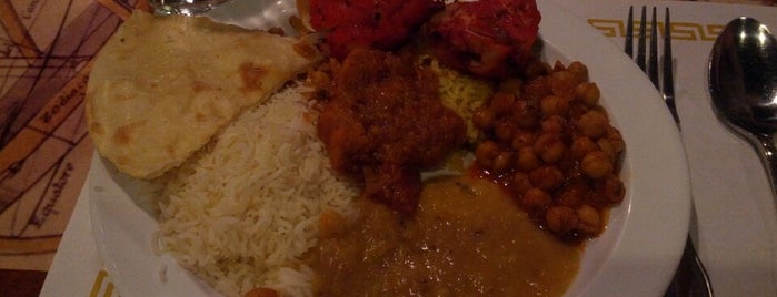Chutneys Indian Cuisine is one of Colin'in Beğendiği Mekanlar.