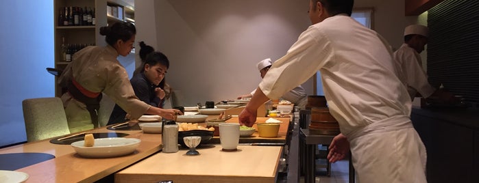 Oribe (織部) is one of Restaurant atas.