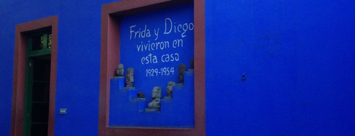 Museo Frida Kahlo is one of Atracciones.