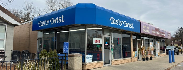 Tasty Twist is one of favorite places in EL.