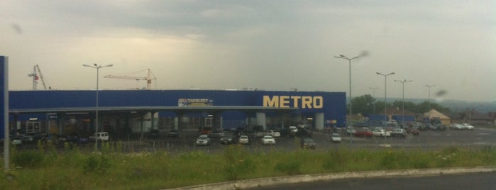 Metro C&C is one of Магазины METRO.