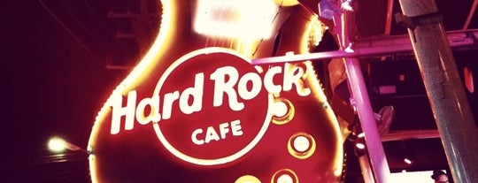 Hard Rock Cafe Phuket is one of Phuket_Eglence.
