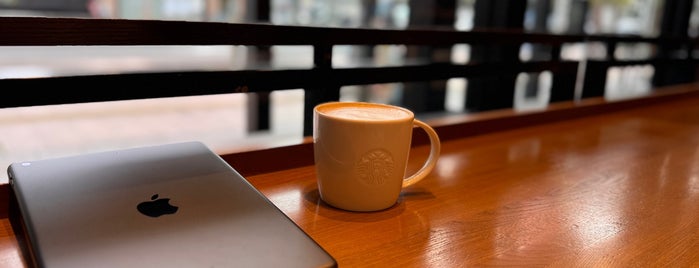 Starbucks is one of 宮崎市.