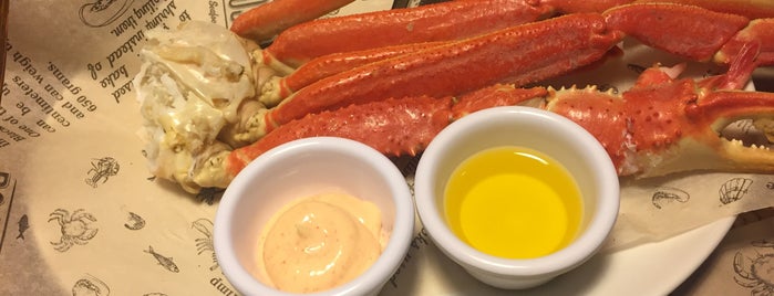 Boston Seafood & Bar is one of Поесть.