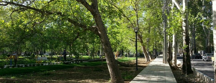 Jahanshahr Park | پارک جهانشهر is one of Bahmanさんのお気に入りスポット.