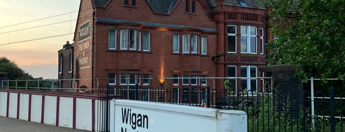 Wigan North Western Railway Station (WGN) is one of Lugares favoritos de Ricardo.