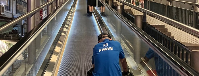 Central-Mid-Levels Escalator and Walkway System is one of Hong Kong Best.