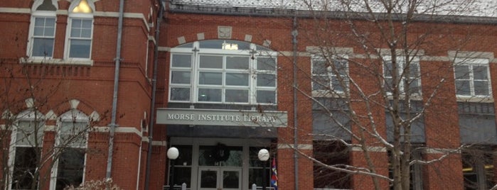Morse Institute Library is one of Orte, die Taner gefallen.